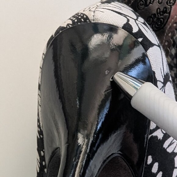 Naughty Monkey Nature Calls Peep Toe Heels, size 8, black & white - Picture 7 of 7